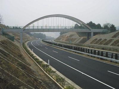 湖南建工交通建設 筑就三湘坦途，精品工程典范——常張高速公路